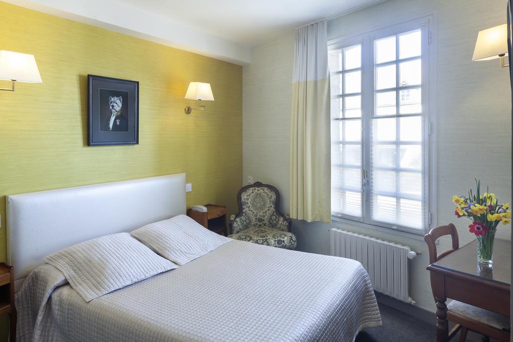 Au Relais Du Porhoet Guilliers Rum bild